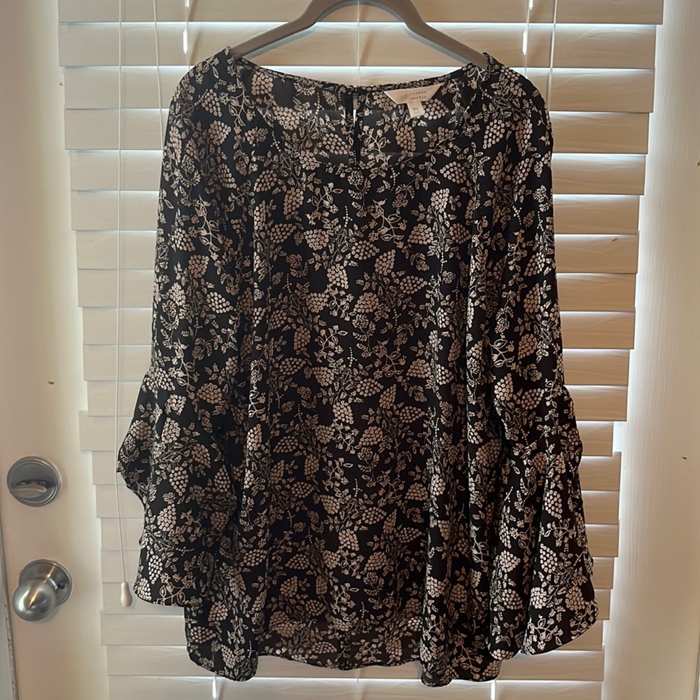 LC Lauren Conrad Flare Sleeve Blouse, size XL, neutral multi color floral